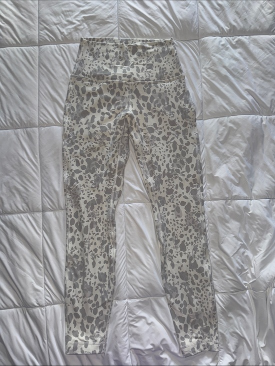 Pants - Lululemon Align Leggings 25in